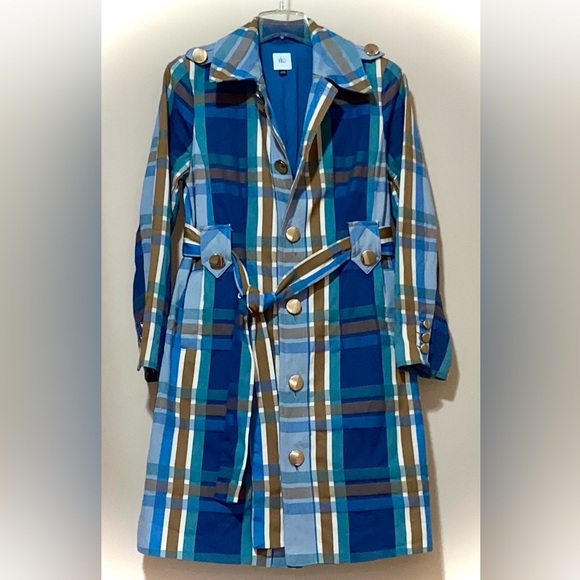 🎁NWT CAbi Trendy Neutral Hughs Plaid Jacket- Great 4 Layering & Christmas Gift🎄 - Picture 2 of 16